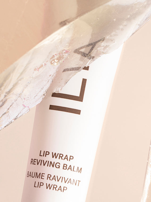 31_LIP_WRAP_TREATMENT_DUNKING_0065_V2_0001_24_LIP_WRAP_TREATMENT_IN_JELLY_ALT_0004_4X5_1_b6843059-1985-49e4-8171-2b8c711bfdc2.jpg
