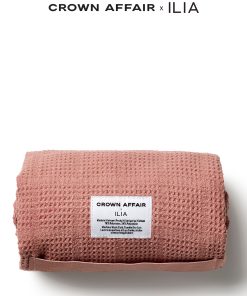 Crown Affair x ILIA—The Pink Towel